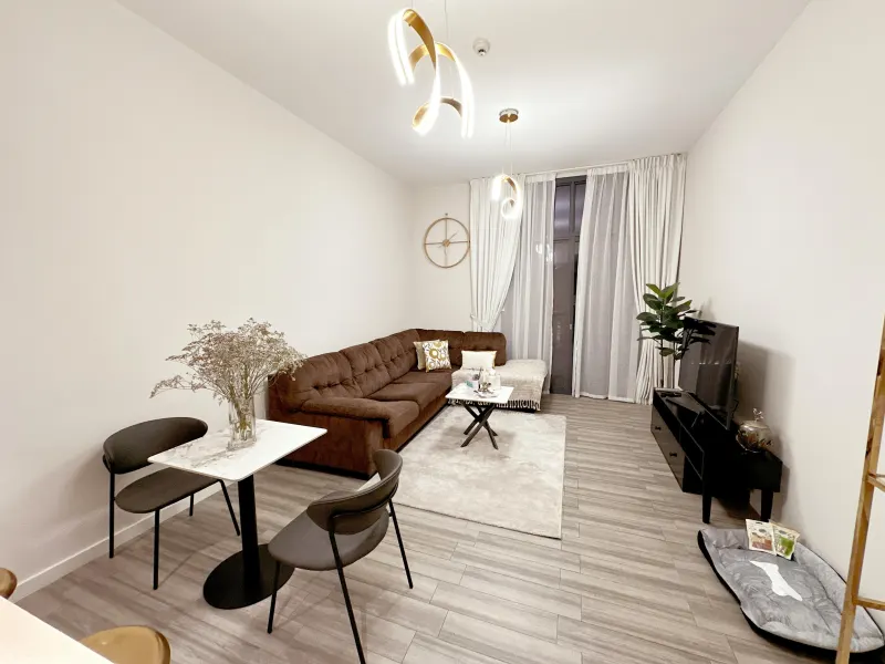 INTERIOR DESIGN (EOCB004PO)