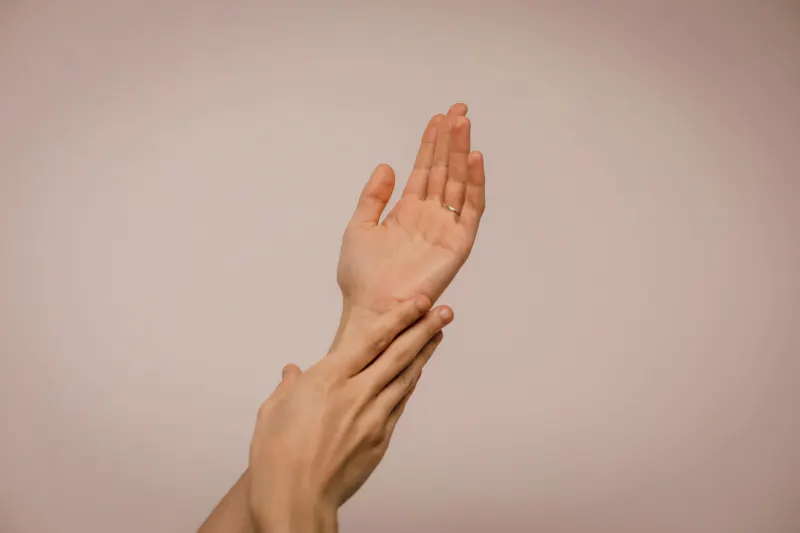 FACIAL AND BODY SKIN HYGIENE AND HYDRATION (IMPE015PO)